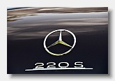 Mercedes-Benz 220 S
